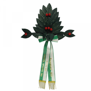 Schwertform gross grün, 24 Blatt, in Lorbeer, 7 Beeren