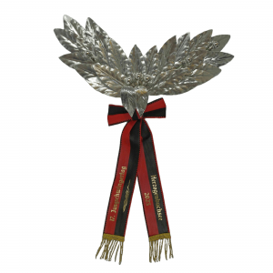 Kranzform als Doppelzweig, 26 Blatt, in Lorbeer, ganz silber, 7 Beeren